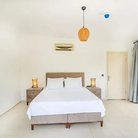 Отель Bona Me Yalikavak